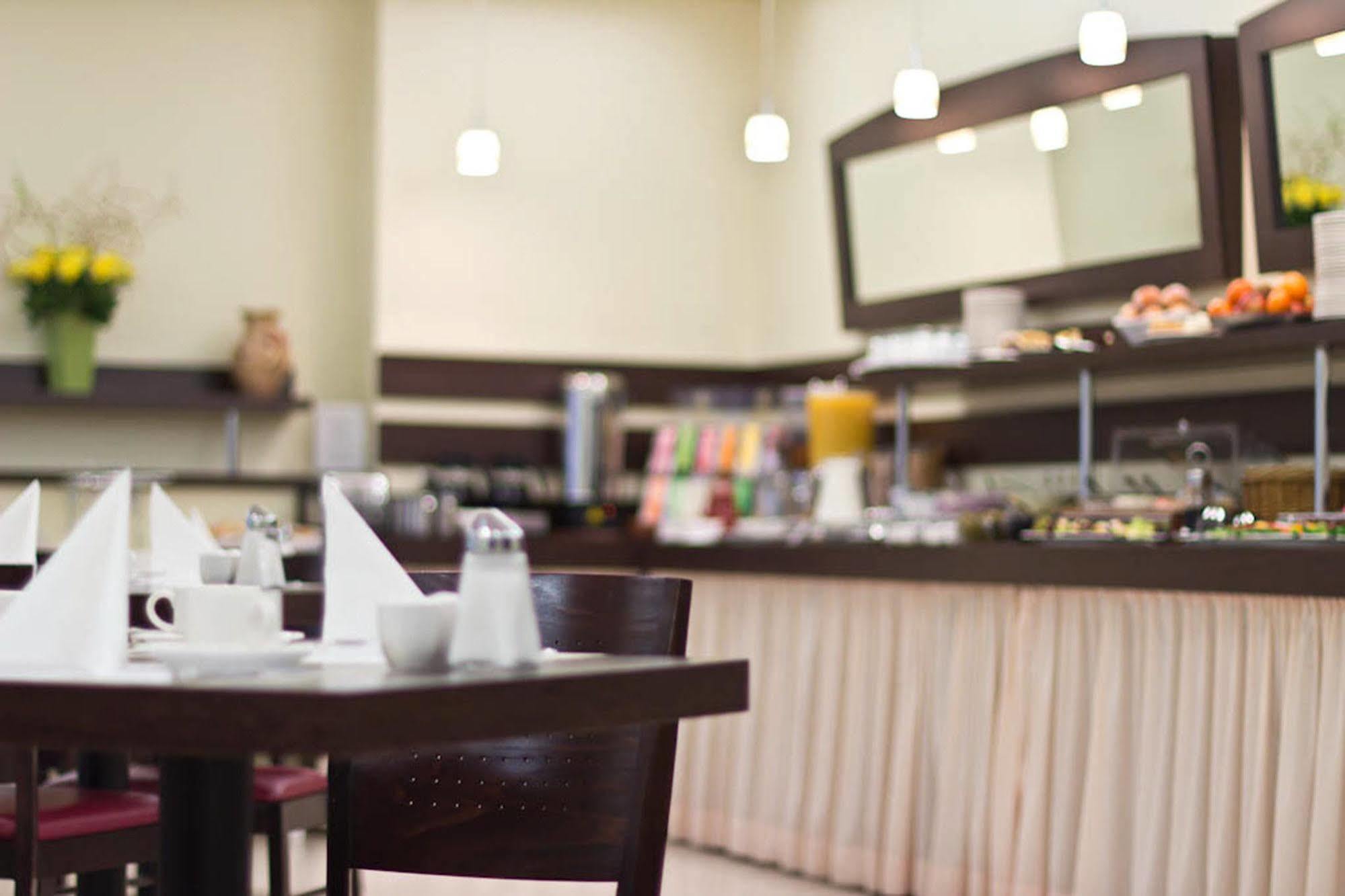 Ivbergs Hotel Messe Nord Berlin Zewnętrze zdjęcie
