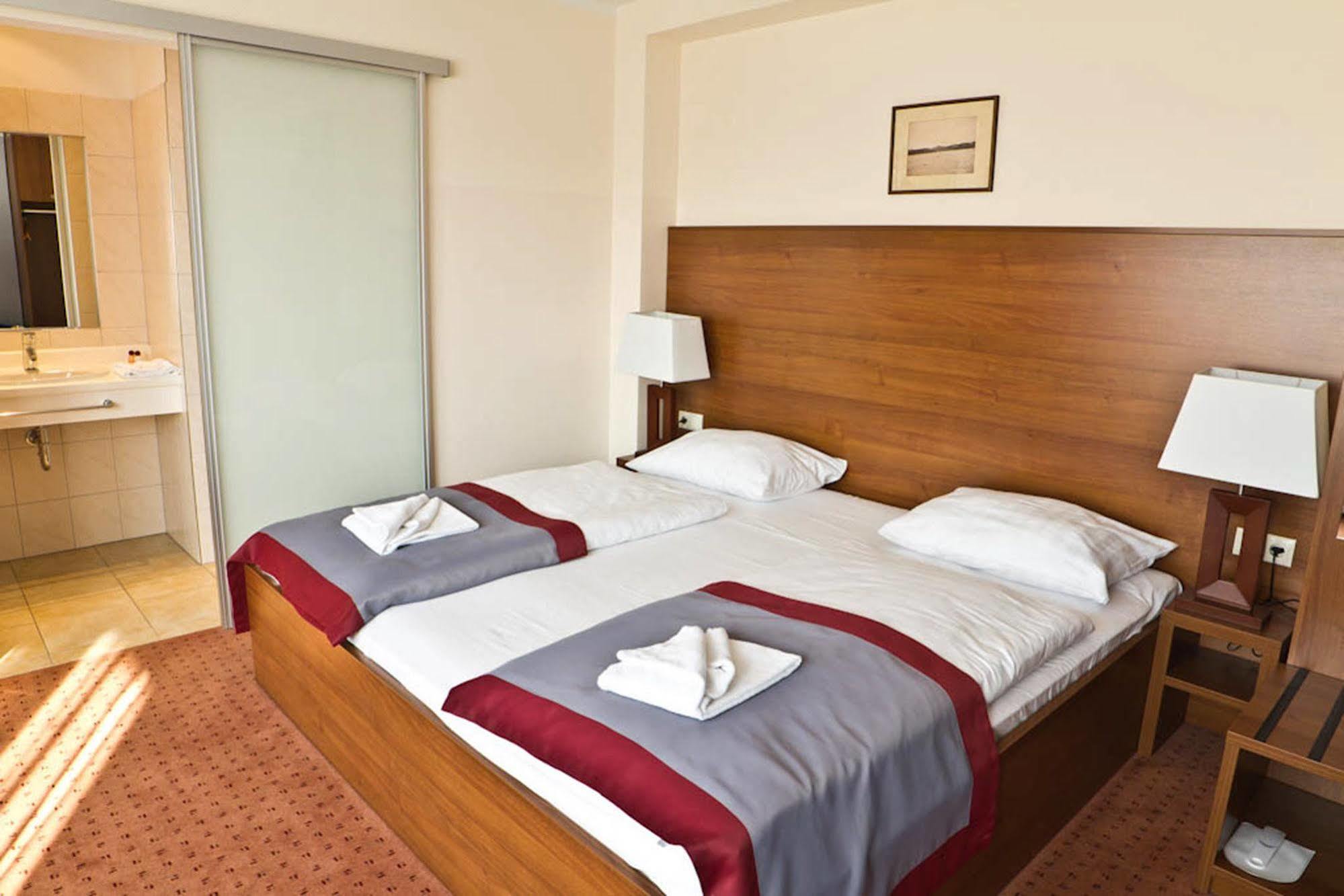 Ivbergs Hotel Messe Nord Berlin Pokój zdjęcie